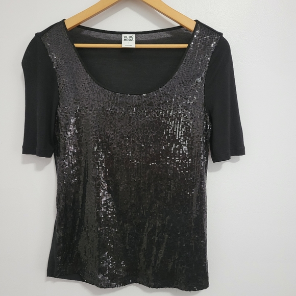 Vero Moda Tops - Vero Moda sequined T